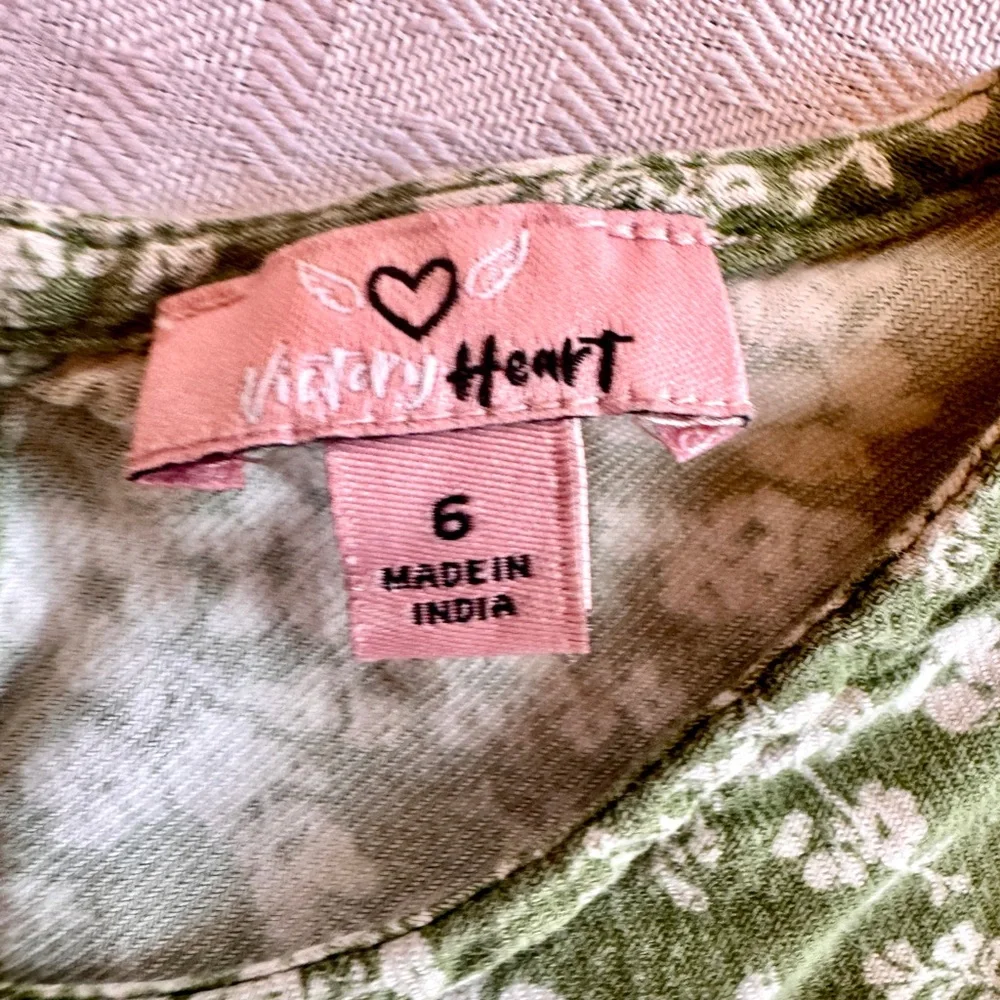 Victory Heart Girls Sage Green Floral Tiered Boho Cottagecore Dress Size 6
